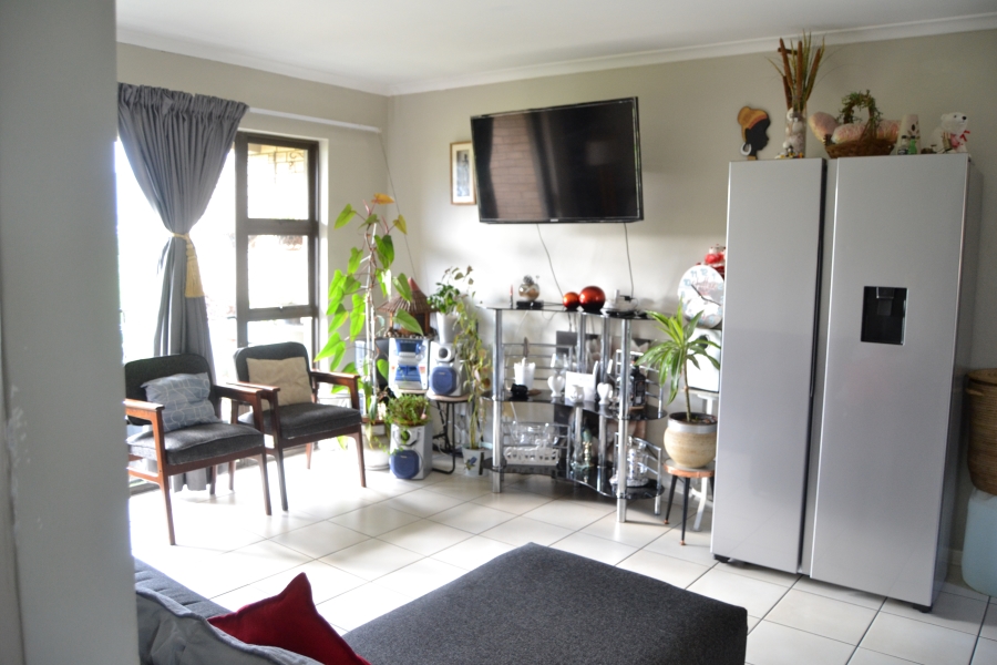 2 Bedroom Property for Sale in Fairview Golf Estate Western Cape